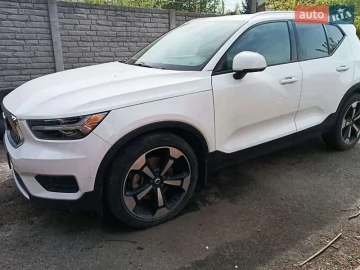 Авто Volvo Xc40 2018 № 7754402
