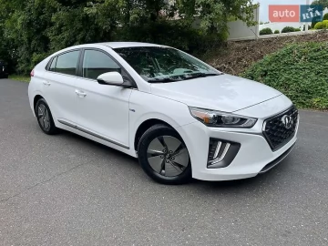 Авто Hyundai Ioniq 2020 № 7754635