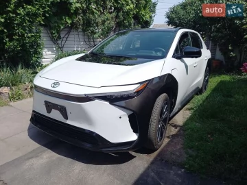 Авто Toyota Bz4X 2023 № 7754683