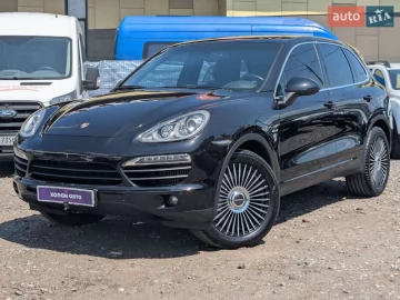 Авто Porsche Cayenne 2013 № 7754689