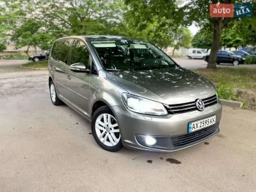 Авто Volkswagen Touran 2011 № 7754822