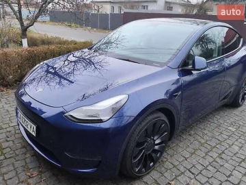Авто Tesla Model Y 2023 № 7755029
