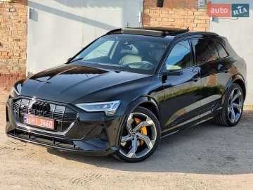 Авто Audi E-Tron S 2022 № 7755041