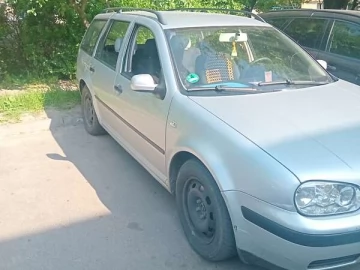 Авто Volkswagen Golf 2004 № 7755094
