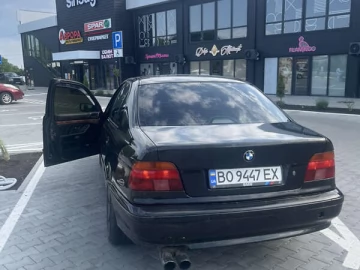 Авто BMW 5 Series 1999 № 7755106