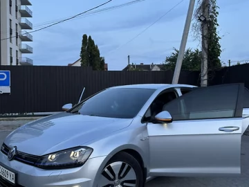 Авто Volkswagen E-Golf 2016 № 7755191