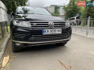 Авто Volkswagen Touareg 2017 № 7755331