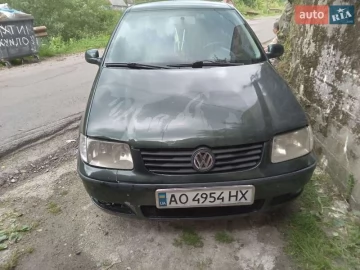 Авто Volkswagen Polo 2000 № 7755367