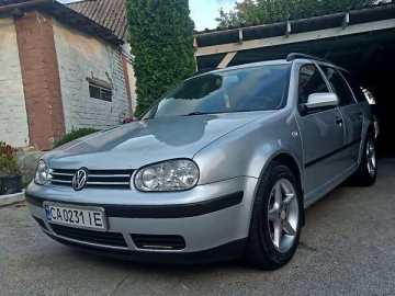 Авто Volkswagen Golf 2002 № 7755445