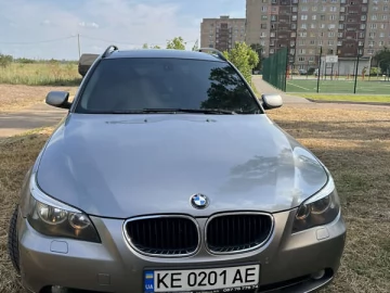 Авто BMW 5 Series 2004 № 7755525