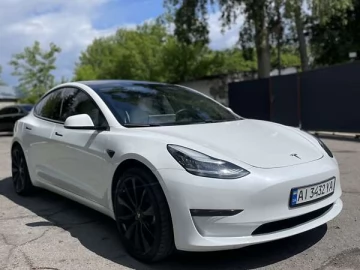 Авто Tesla Model 3 2019 № 7755919