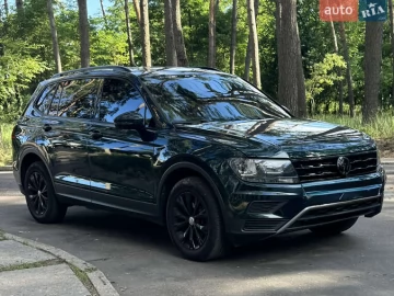 Авто Volkswagen Tiguan 2017 № 7756017