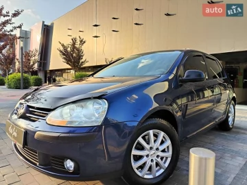 Авто Volkswagen Golf 2004 № 7756036