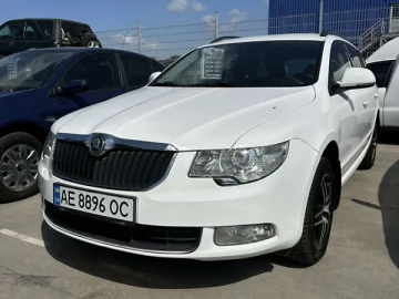 Авто Skoda Superb 2011 № 7756156