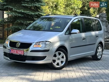 Авто Volkswagen Touran 2007 № 7756157