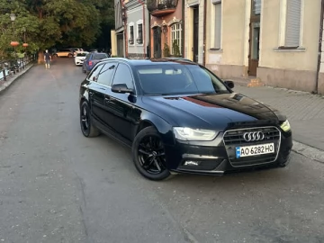Авто Audi A4 2014 № 7756301