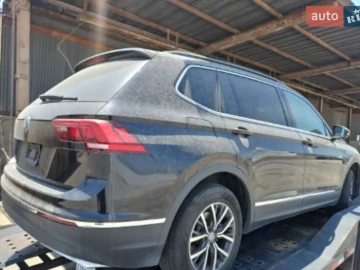 Авто Volkswagen Tiguan 2020 № 7756317