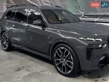 Авто BMW X7 2024 № 7756904