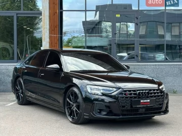 Авто Audi S8 2025 № 7756905