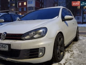 Авто Volkswagen Golf 2011 № 7757024