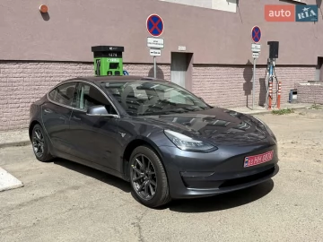 Авто Tesla Model 3 2018 № 7757029
