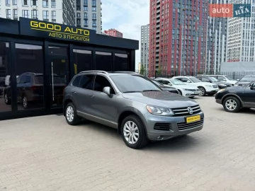 Авто Volkswagen Touareg 2013 № 7757084