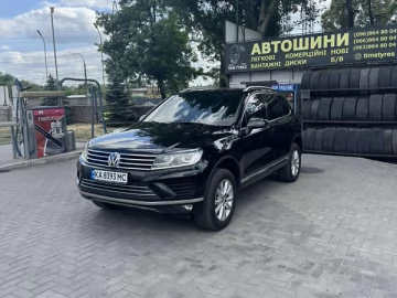 Авто Volkswagen Touareg 2017 № 7757120
