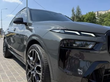 Авто BMW X7 2024 № 7757138