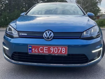 Авто Volkswagen E-Golf 2015 № 7757288