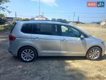 Авто Volkswagen Touran 2016 № 7757347