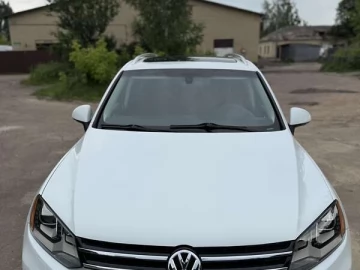 Авто Volkswagen Touareg 2014 № 7757377
