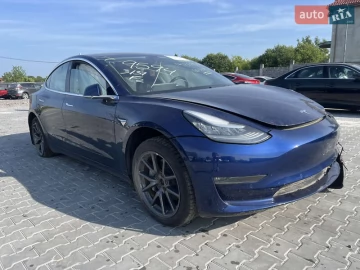 Авто Tesla Model 3 2018 № 7757825