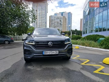 Авто Volkswagen Touareg 2020 № 7758007