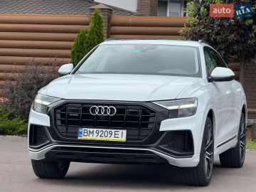 Авто Audi Q8 2020 № 7758033