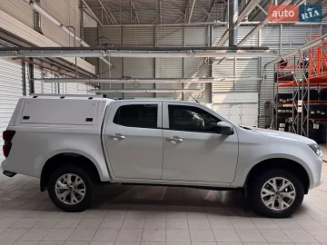 Авто Isuzu D-Max 2025 № 7758067