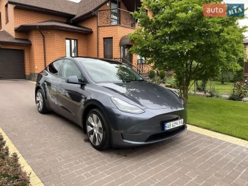 Авто Tesla Model Y 2023 № 7758096