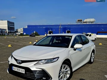 Авто Toyota Camry 2021 № 7758102