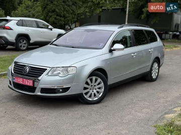 Авто Volkswagen Passat 2010 № 7758299