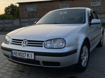 Авто Volkswagen Golf 2001 № 7758445