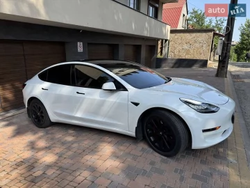 Авто Tesla Model 3 2022 № 7758713
