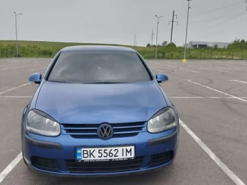 Авто Volkswagen Golf 2004 № 7758863