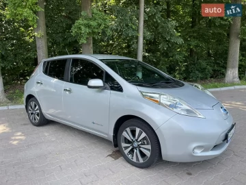 Авто Nissan Leaf 2013 № 7758878