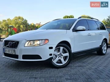 Авто Volvo V70 2011 № 7759146