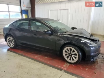 Авто Tesla Model 3 2022 № 7759362