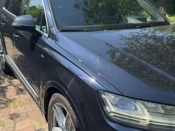 Авто Audi Q7 2016 № 7759400