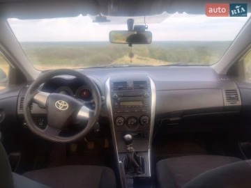 Авто Toyota Corolla 2012 № 7759436