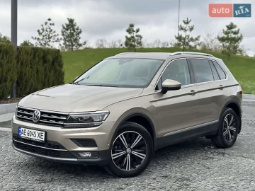 Авто Volkswagen Tiguan 2018 № 7759495