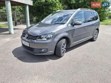 Авто Volkswagen Touran 2015 № 7759794