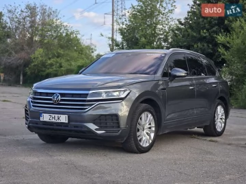 Авто Volkswagen Touareg 2021 № 7759891