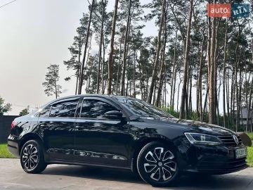 Авто Volkswagen Jetta 2015 № 7760003
